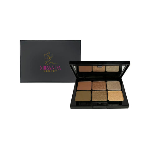 Makeup palette with 'Miranda Secret' branding on a white background
